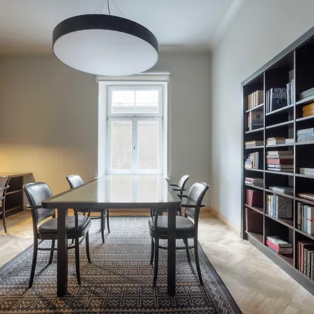 Neiburgs Hotel Riga