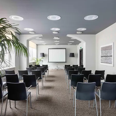 Neiburgs Hotel 4*