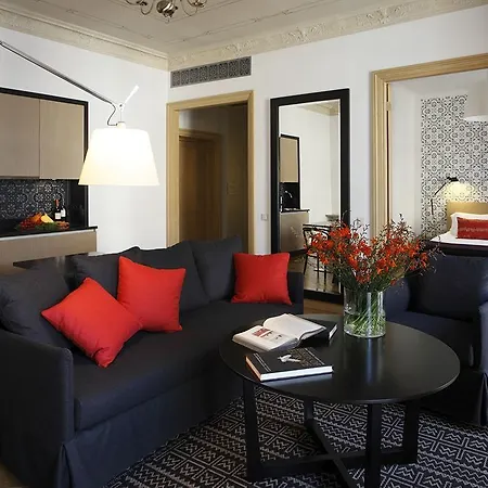 Hotel Neiburgs 4*